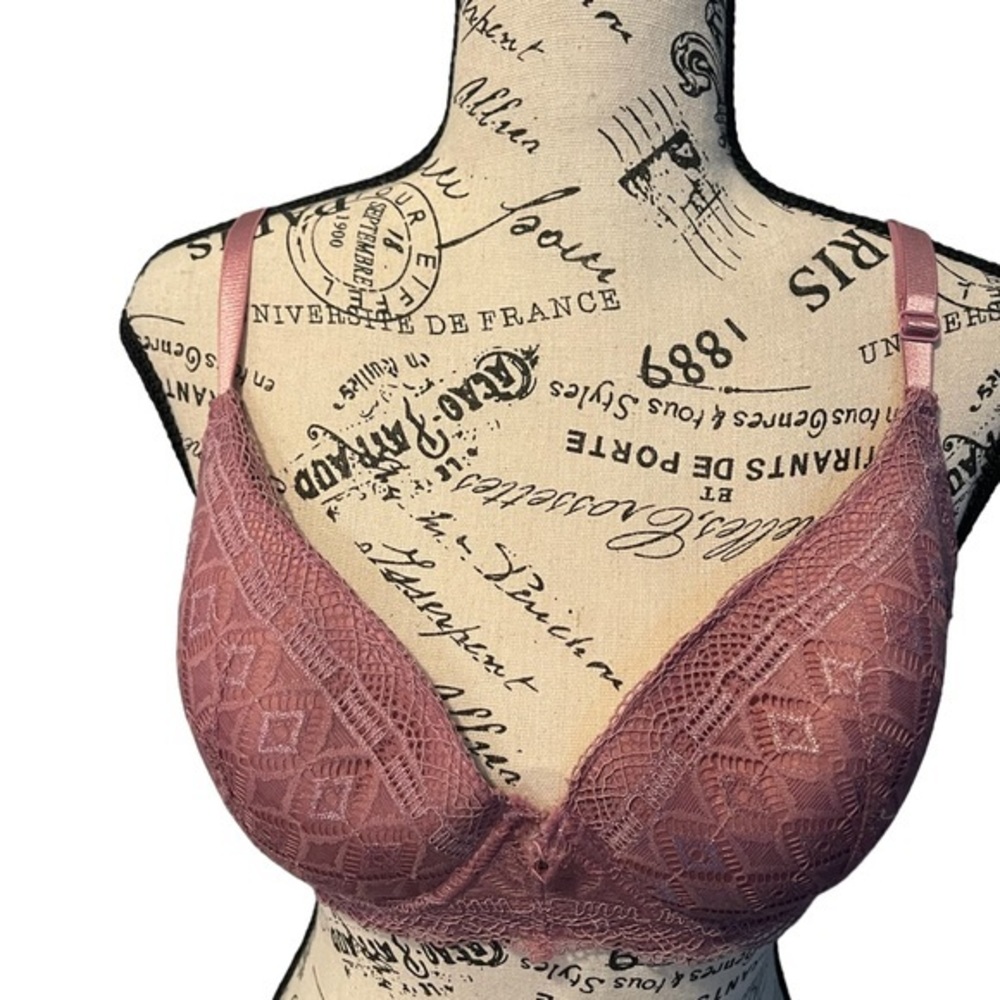 Adrienne Vittadini‎ Mauve Lace Bra